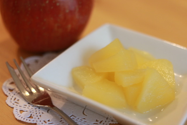 レンジで簡単☆りんごのコンポートの作り方と、人気の林檎レシピ５選！！